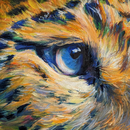 Close-up animal portrait in oil with golden fur and expressive brushstrokes
